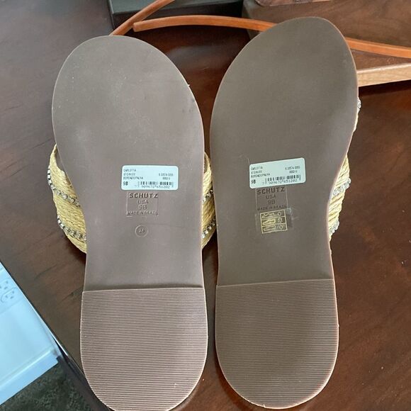 NEW SCHUTZ “Carlotta” crisscross sandals - Picture 6 of 7